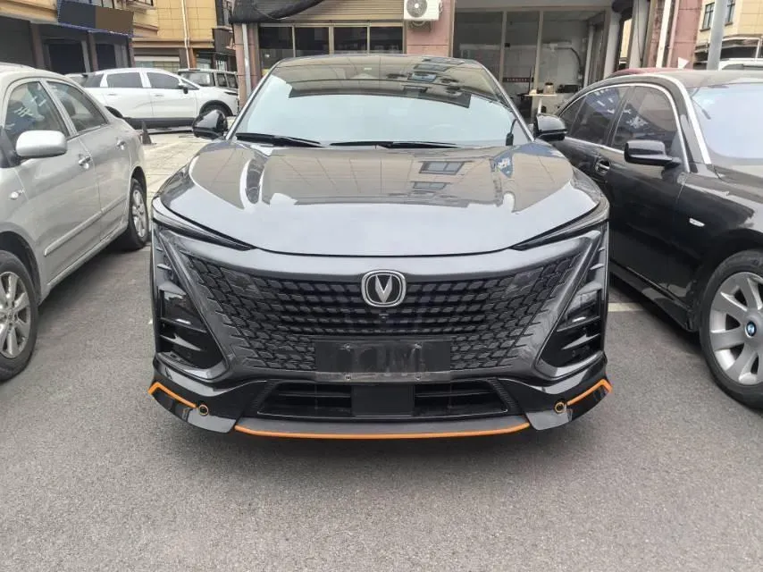 2022 ChangAn UNI-T 1.5T 188HP L4 7DCT,autocango,china used car exporter,china ev exporter,chinese used car exporter,chinese used ev exporter
