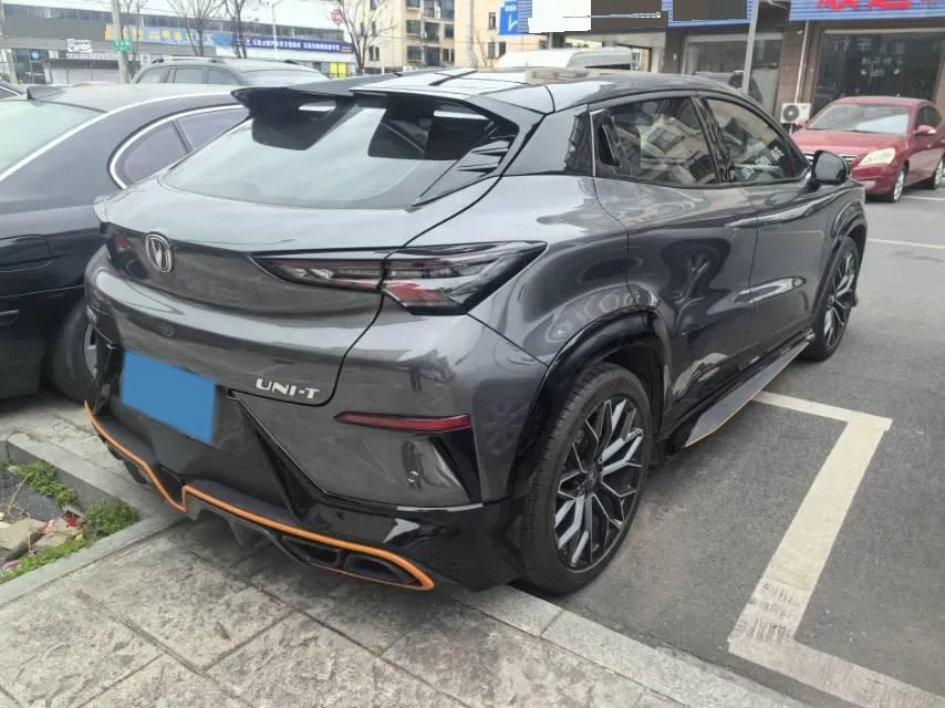 2022 ChangAn UNI-T 1.5T 188HP L4 7DCT,autocango,china used car exporter,china ev exporter,chinese used car exporter,chinese used ev exporter