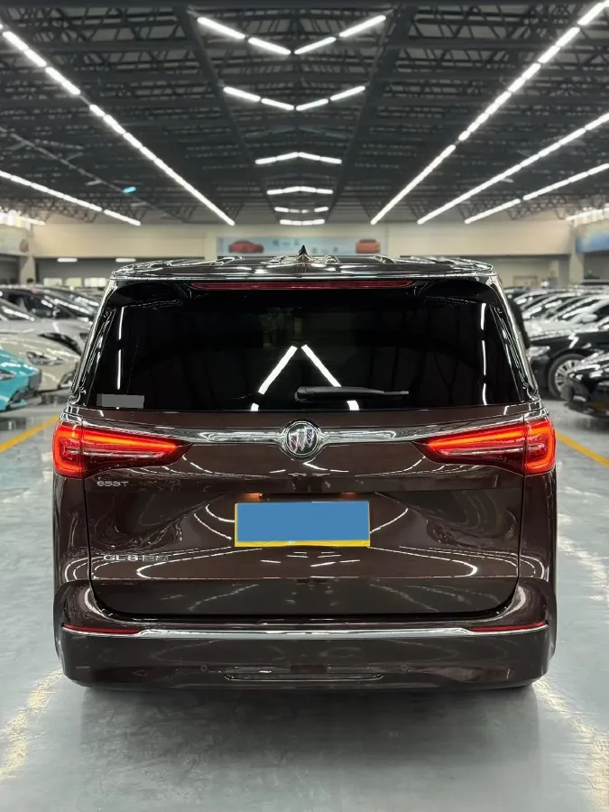 2021 Buick GL8 2.0T 237HP L4 9AT,autocango,china used car exporter,china ev exporter,chinese used car exporter,chinese used ev exporter