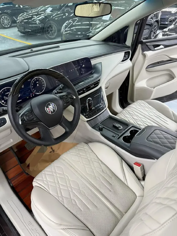 2021 Buick GL8 2.0T 237HP L4 9AT,autocango,china used car exporter,china ev exporter,chinese used car exporter,chinese used ev exporter