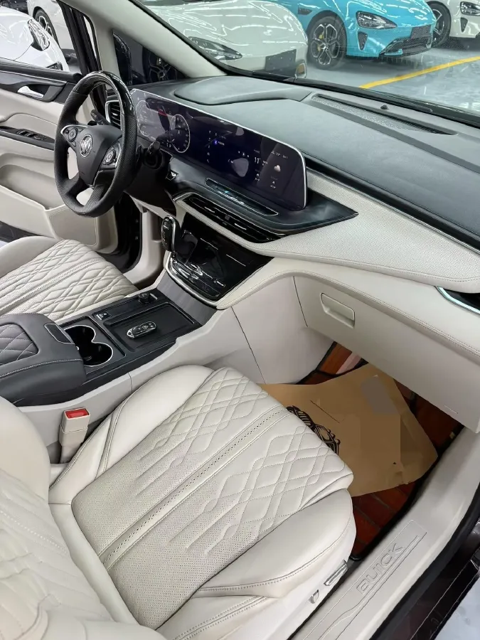 2021 Buick GL8 2.0T 237HP L4 9AT,autocango,china used car exporter,china ev exporter,chinese used car exporter,chinese used ev exporter