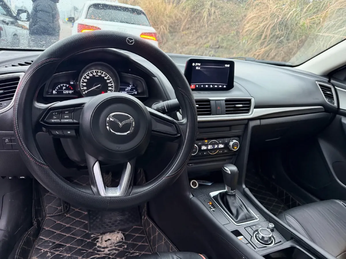 2017 Mazda 3 Axela 1.5L 117HP L4 6AT,autocango,china used car exporter,china ev exporter,chinese used car exporter,chinese used ev exporter
