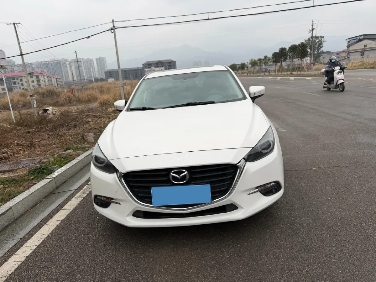 2017 Mazda 3 Axela 1.5L 117HP L4 6AT,autocango,china used car exporter,china ev exporter,chinese used car exporter,chinese used ev exporter
