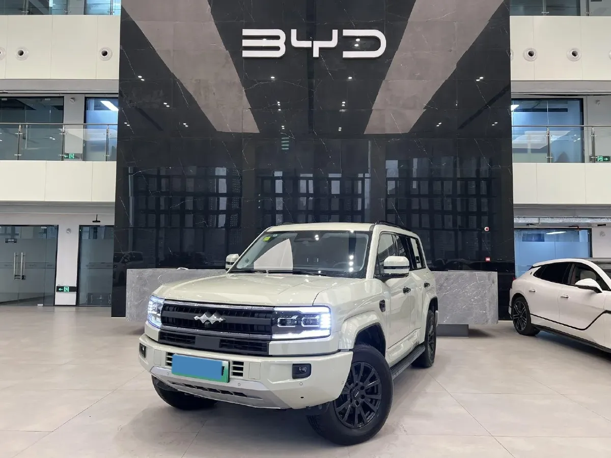 2025 FangChengBao Bao 5 1.5T 194HP L4 E-CVT PHEV 31.8KWH,autocango,china used car exporter,china ev exporter,chinese used car exporter,chinese used ev exporter