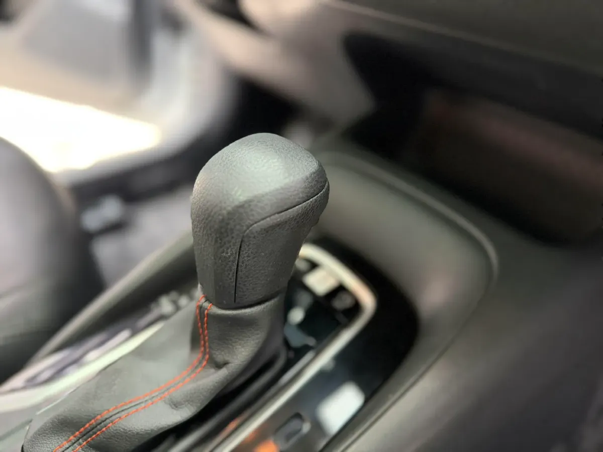 2021 Toyota Corolla 1.2T 116HP L4 CVT,autocango,china used car exporter,china ev exporter,chinese used car exporter,chinese used ev exporter