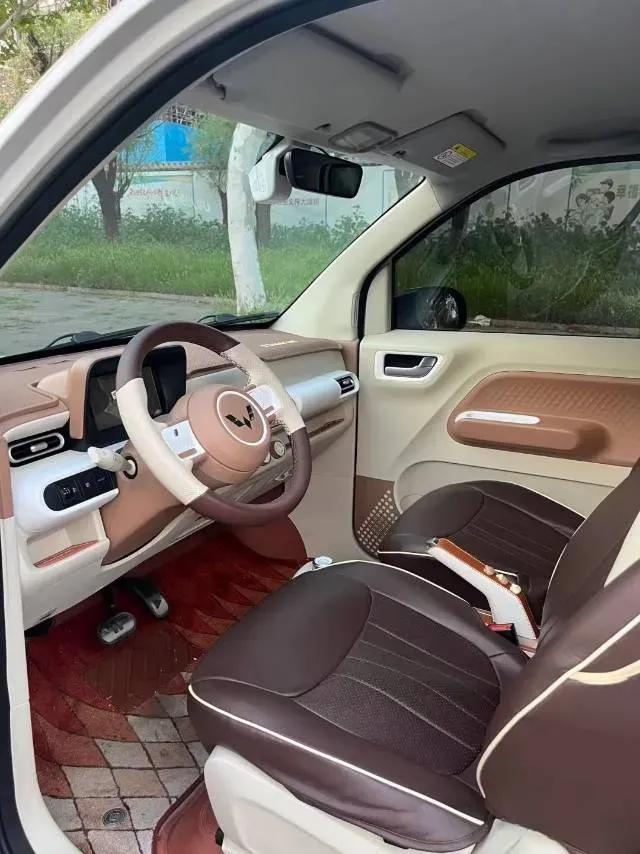 2024 WuLing HongGuang MINI EV BEV 17.3KWH,autocango,china used car exporter,china ev exporter,chinese used car exporter,chinese used ev exporter