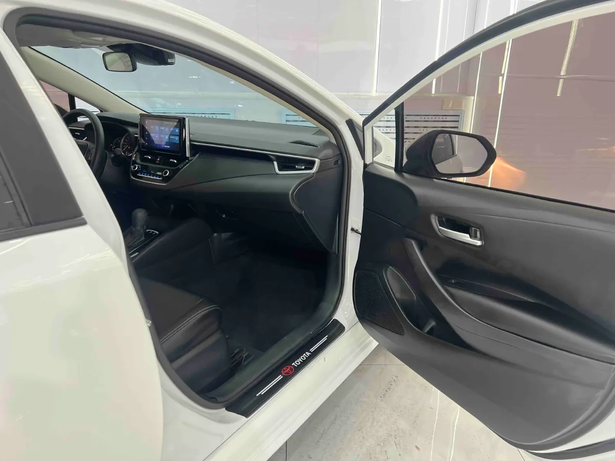 2021 Toyota Corolla 1.2T 116HP L4 CVT,autocango,china used car exporter,china ev exporter,chinese used car exporter,chinese used ev exporter