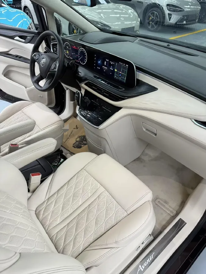 2020 Buick GL8 2.0T 237HP L4 9AT,autocango,china used car exporter,china ev exporter,chinese used car exporter,chinese used ev exporter