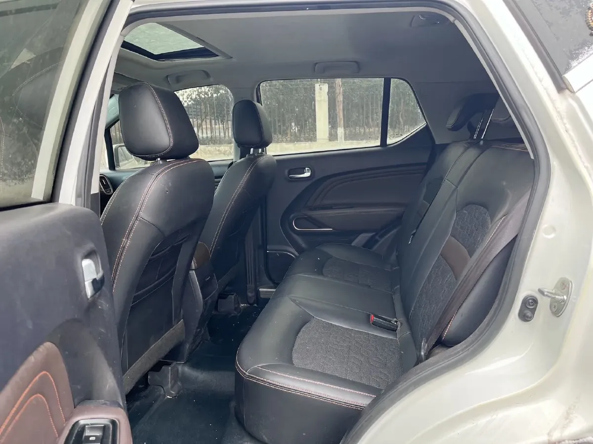 2017 GAC Trumpchi GS3 1.5L 114HP L4 5MT,autocango,china used car exporter,china ev exporter,chinese used car exporter,chinese used ev exporter