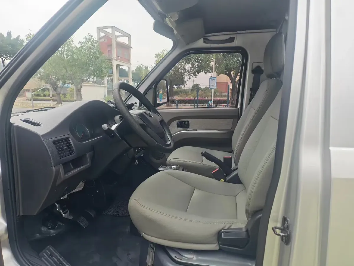 2021 WuLing EV50 BEV 41.6KWH,autocango,china used car exporter,china ev exporter,chinese used car exporter,chinese used ev exporter