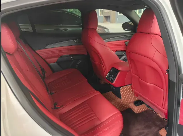 2023 Maserati Grecale 2.0T 300HP L4 8AT,autocango,china used car exporter,china ev exporter,chinese used car exporter,chinese used ev exporter