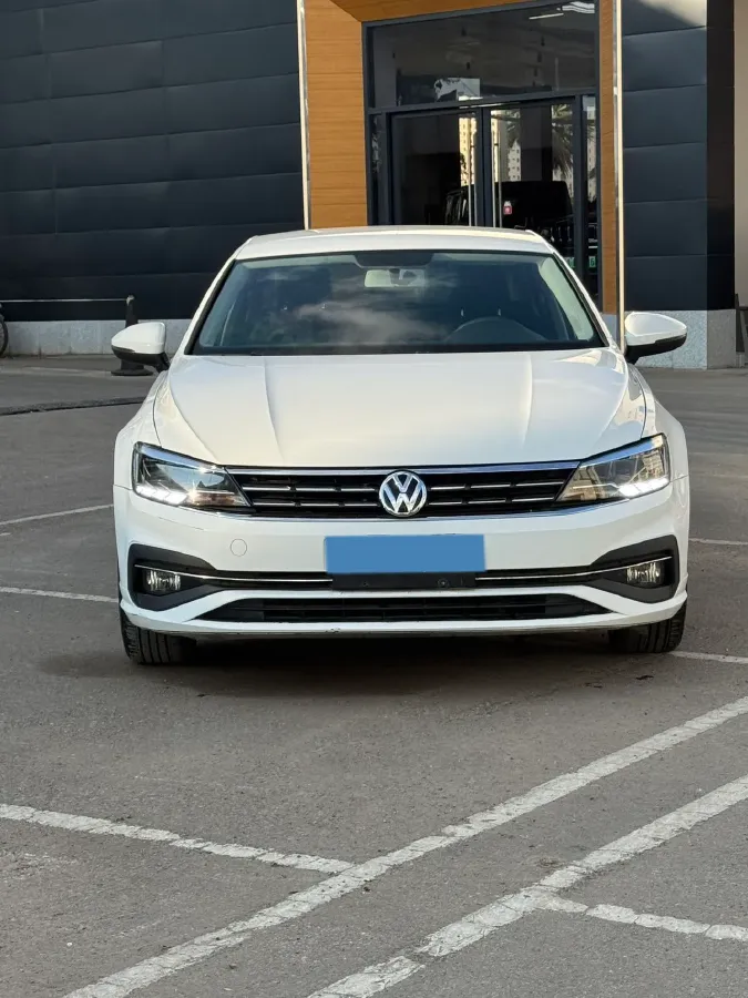 2019 Volkswagen T-Cross 1.4T 150HP L4 7DCT,autocango,china used car exporter,china ev exporter,chinese used car exporter,chinese used ev exporter