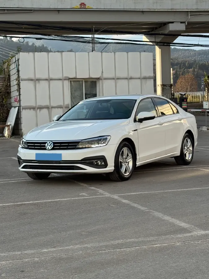 2019 Volkswagen T-Cross 1.4T 150HP L4 7DCT,autocango,china used car exporter,china ev exporter,chinese used car exporter,chinese used ev exporter