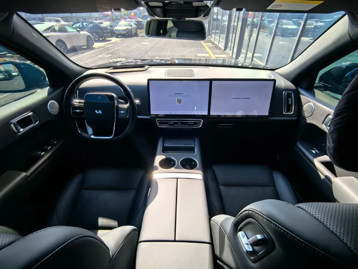 2023 Li L7 Range Extended 154HP REEV 40.9KWH,autocango,china used car exporter,china ev exporter,chinese used car exporter,chinese used ev exporter