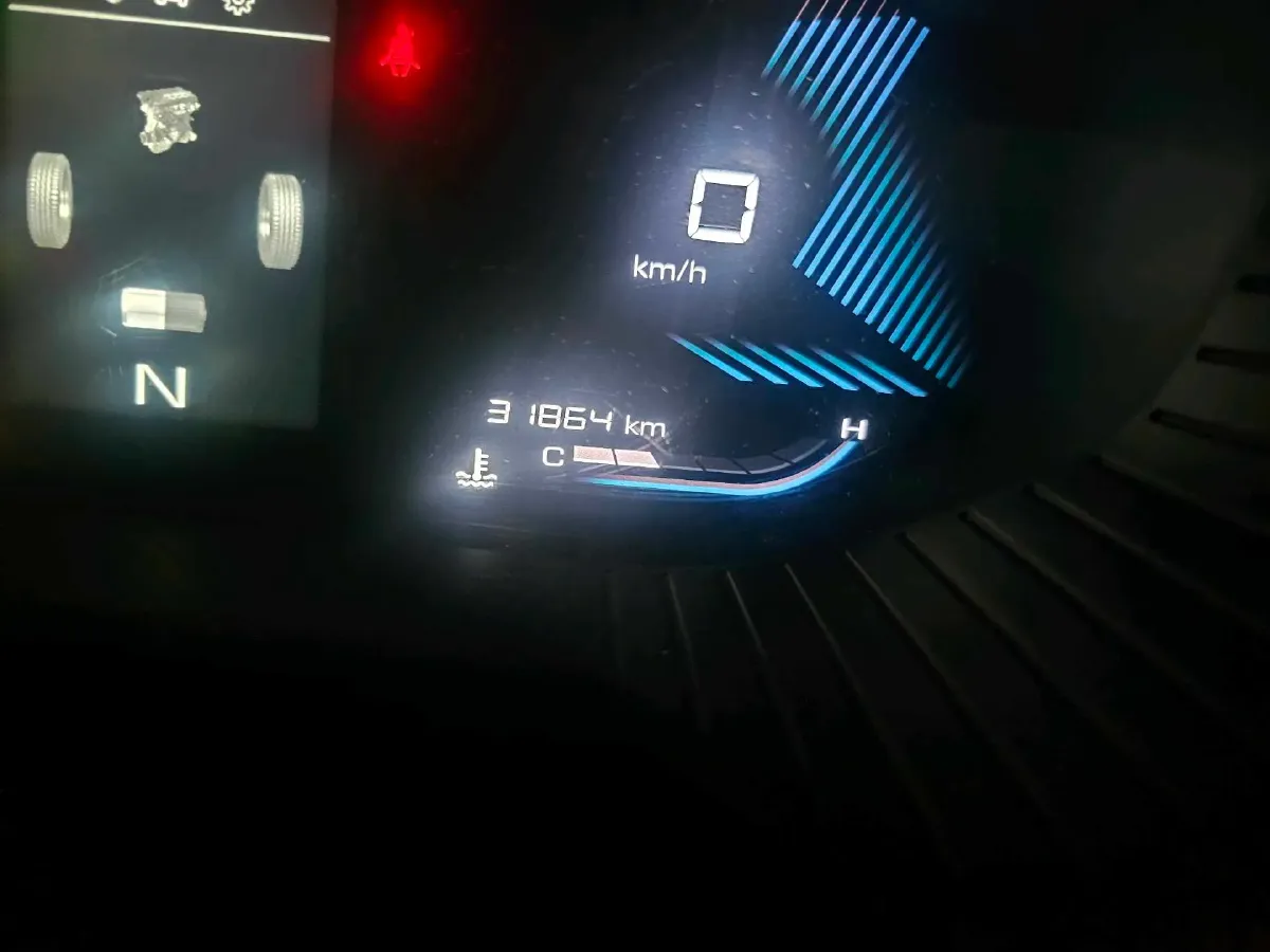 2023 WuLing JiaChen 2.0L 136HP L4 1DHT Hybrid,autocango,china used car exporter,china ev exporter,chinese used car exporter,chinese used ev exporter