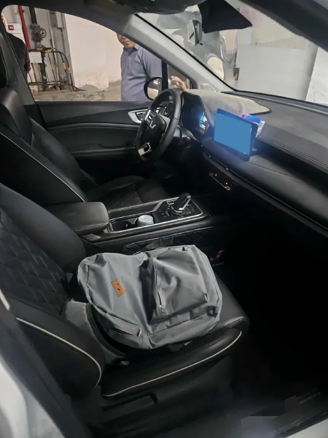 2023 WuLing JiaChen 2.0L 136HP L4 1DHT Hybrid,autocango,china used car exporter,china ev exporter,chinese used car exporter,chinese used ev exporter