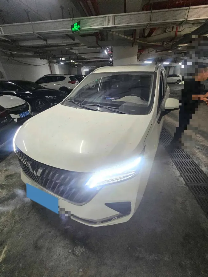2023 WuLing JiaChen 2.0L 136HP L4 1DHT Hybrid,autocango,china used car exporter,china ev exporter,chinese used car exporter,chinese used ev exporter