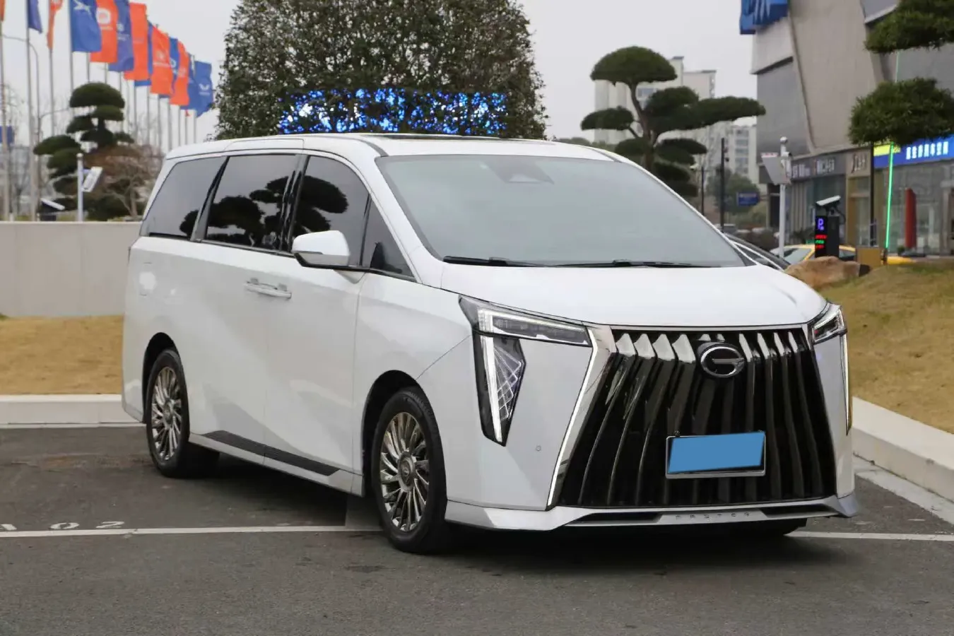 2023 GAC Trumpchi M8 2.0T 252HP L4 8AT,autocango,china used car exporter,china ev exporter,chinese used car exporter,chinese used ev exporter