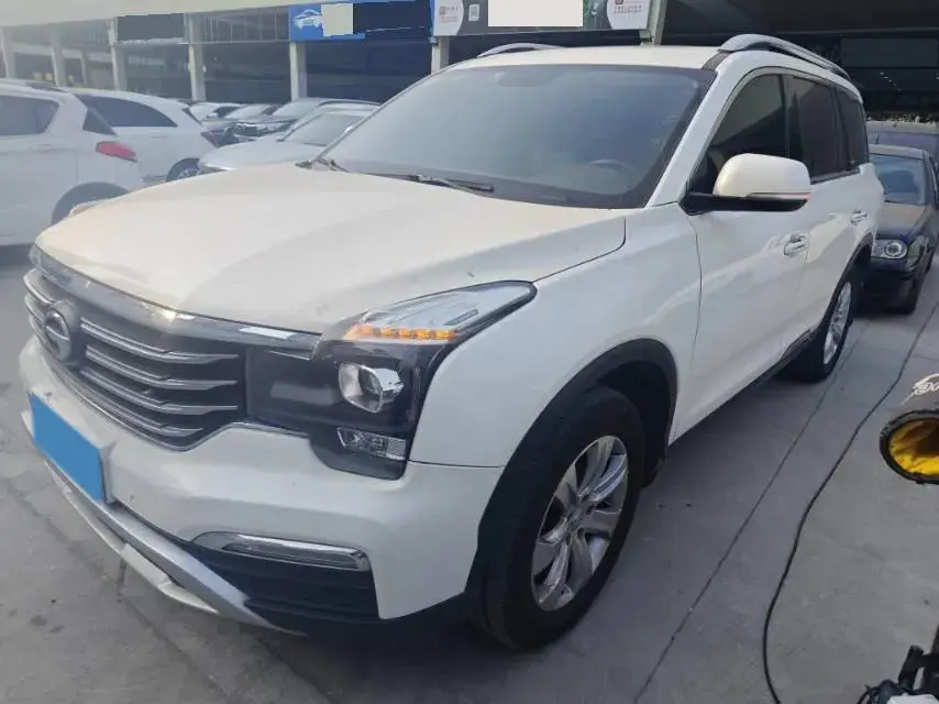 2017 GAC Trumpchi GS8 2.0T 201HP L4 6AT