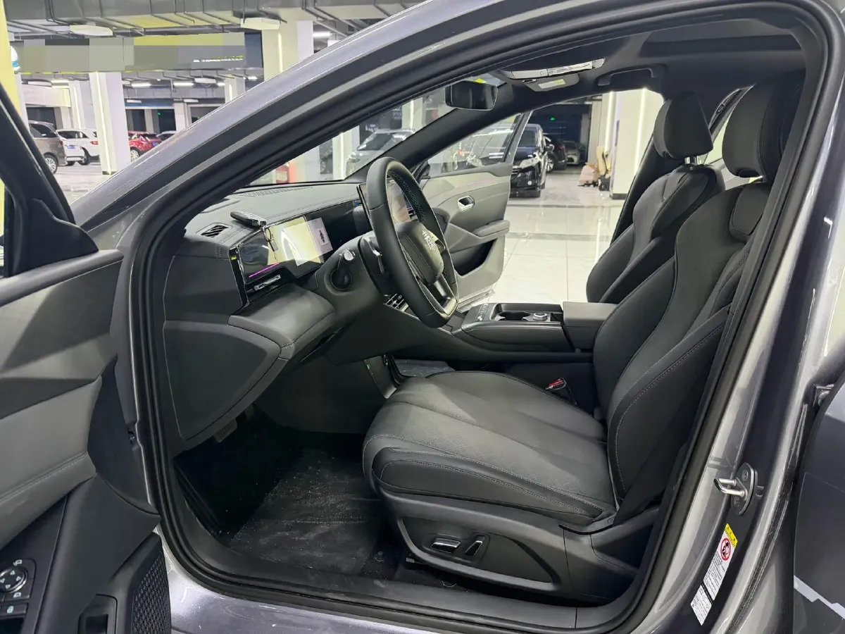 2025 BYD QinL BEV,autocango,china used car exporter,china ev exporter,chinese used car exporter,chinese used ev exporter