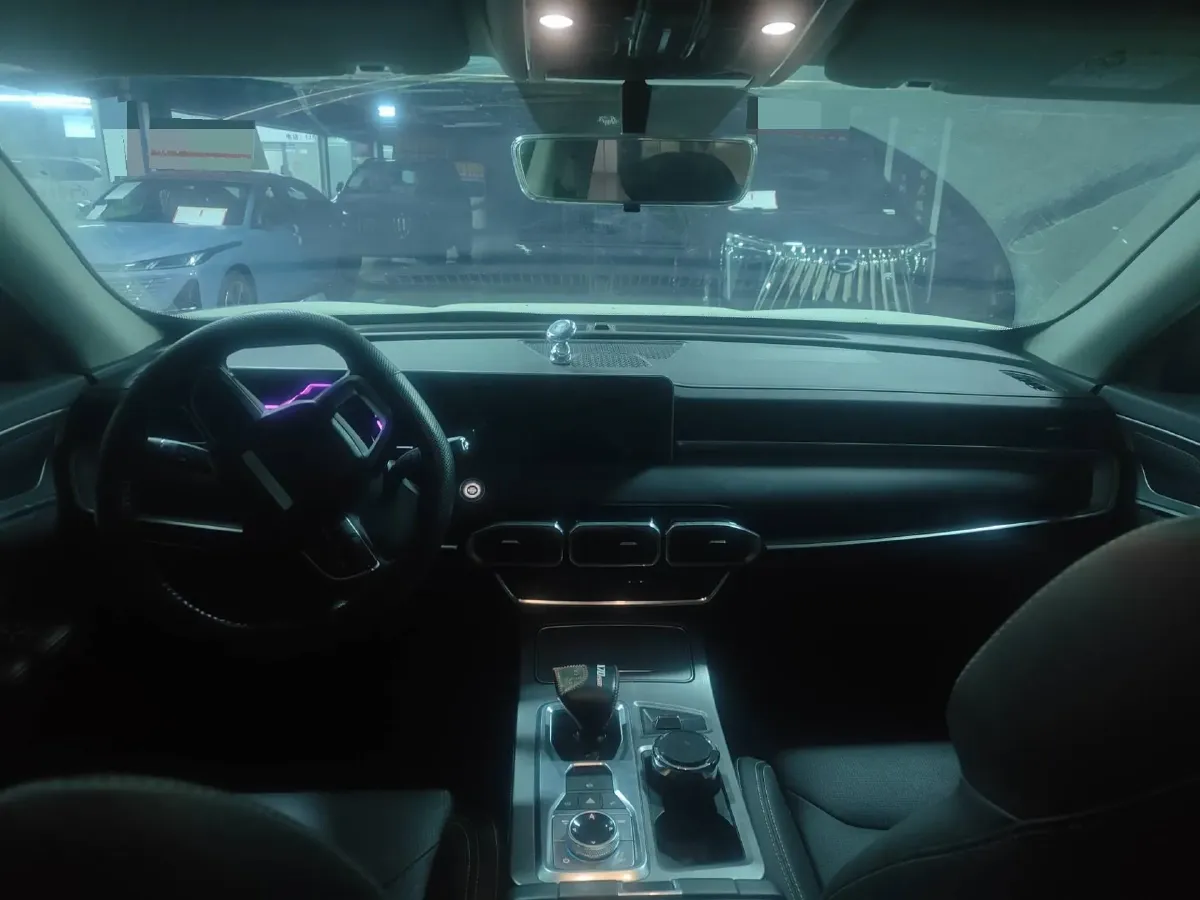 2021 Bestune B70 1.5T 169HP L4 7DCT,autocango,china used car exporter,china ev exporter,chinese used car exporter,chinese used ev exporter