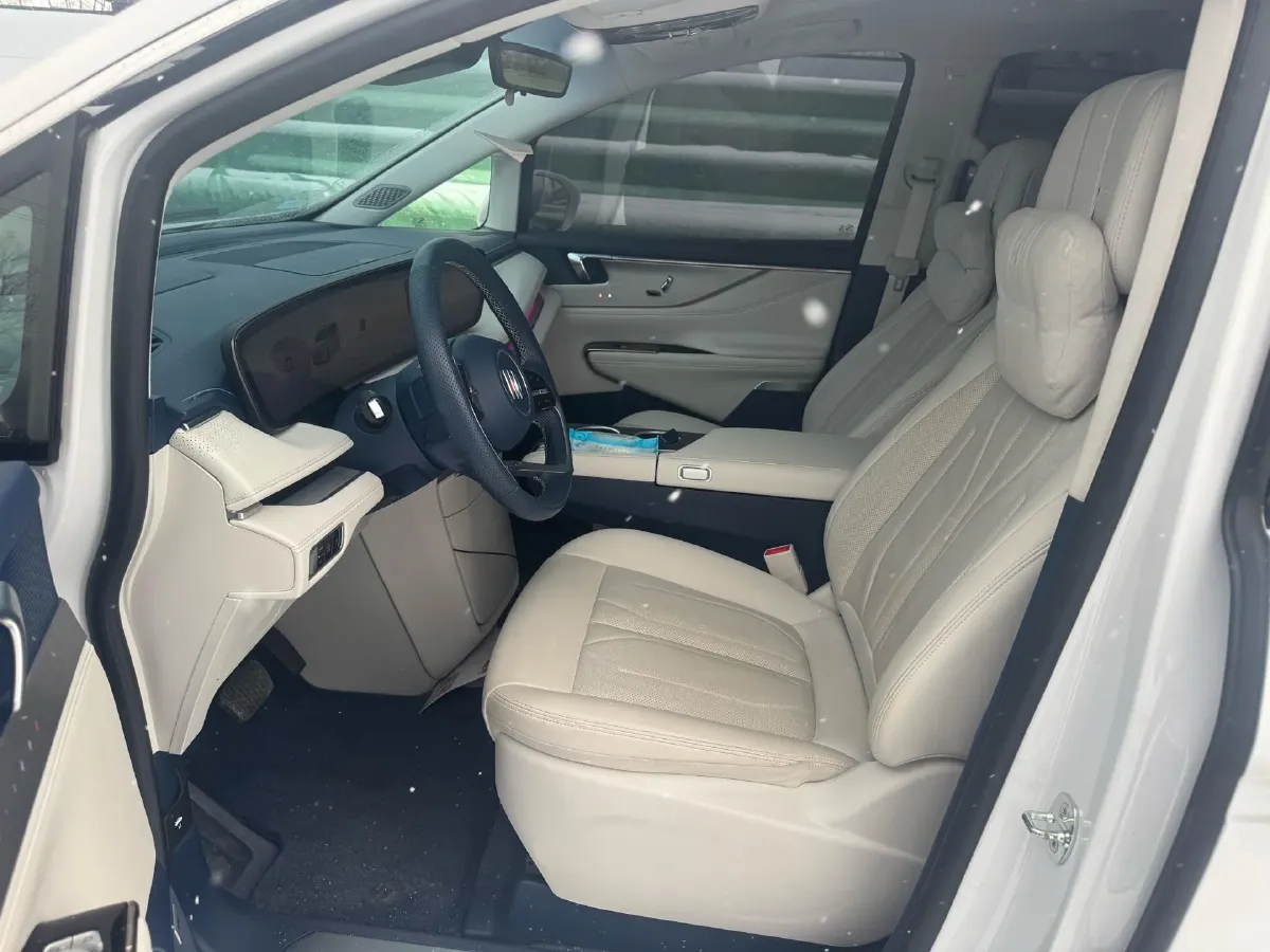 2024 Buick GL8 1.5T 180HP L4 2DHT PHEV 24.4KWH,autocango,china used car exporter,china ev exporter,chinese used car exporter,chinese used ev exporter