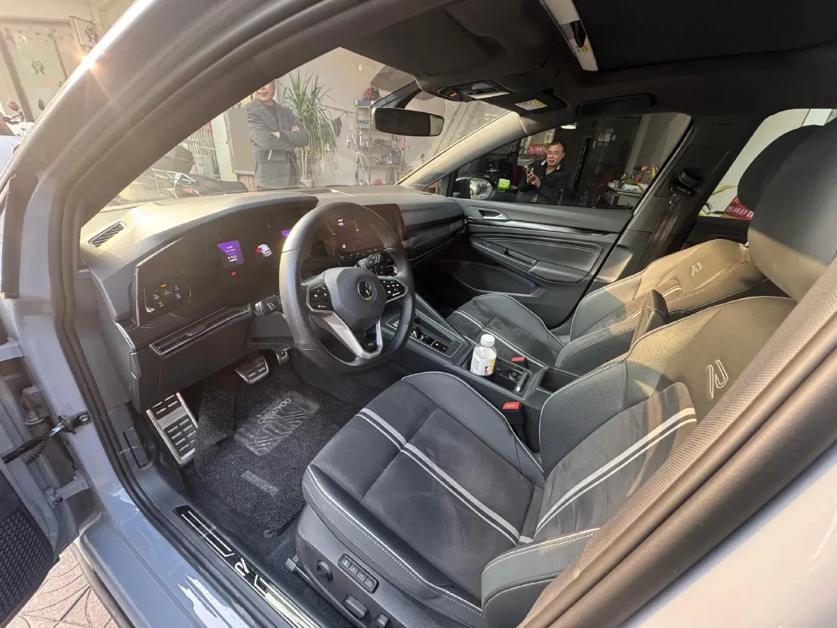 2023 Volkswagen Golf 1.4T 150HP L4 7DCT,autocango,china used car exporter,china ev exporter,chinese used car exporter,chinese used ev exporter