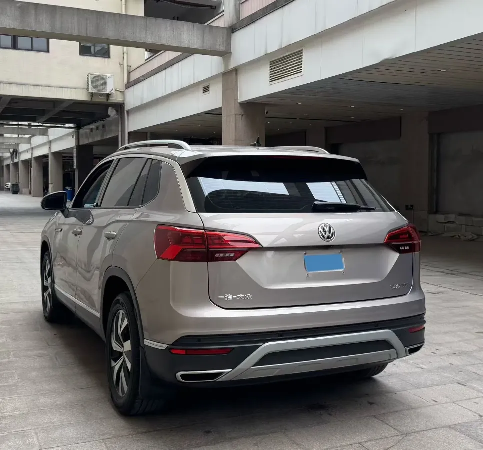 2021 Volkswagen Tayron 2.0T 186HP L4 7DCT,autocango,china used car exporter,china ev exporter,chinese used car exporter,chinese used ev exporter
