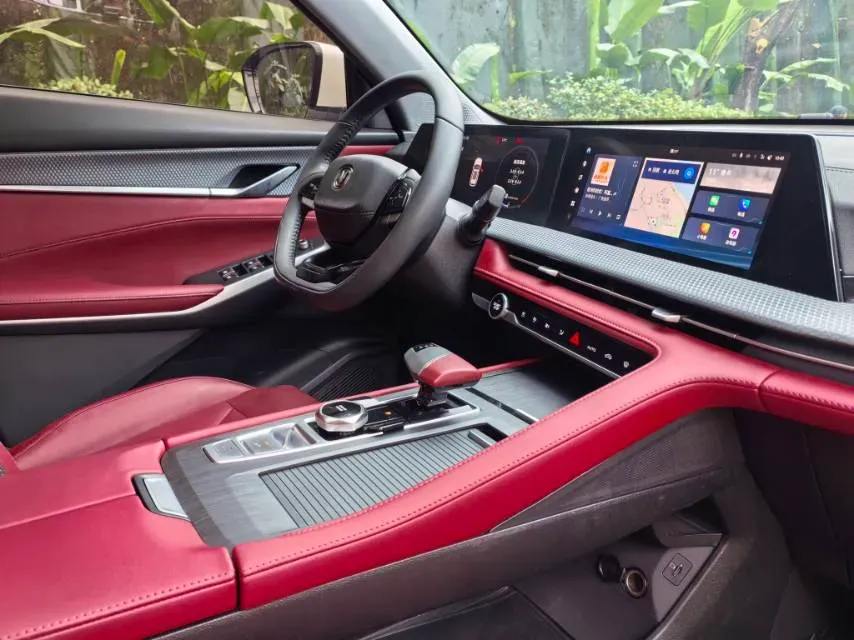 2022 ChangAn CS75 Plus 1.5T 188HP L4 8AT,autocango,china used car exporter,china ev exporter,chinese used car exporter,chinese used ev exporter