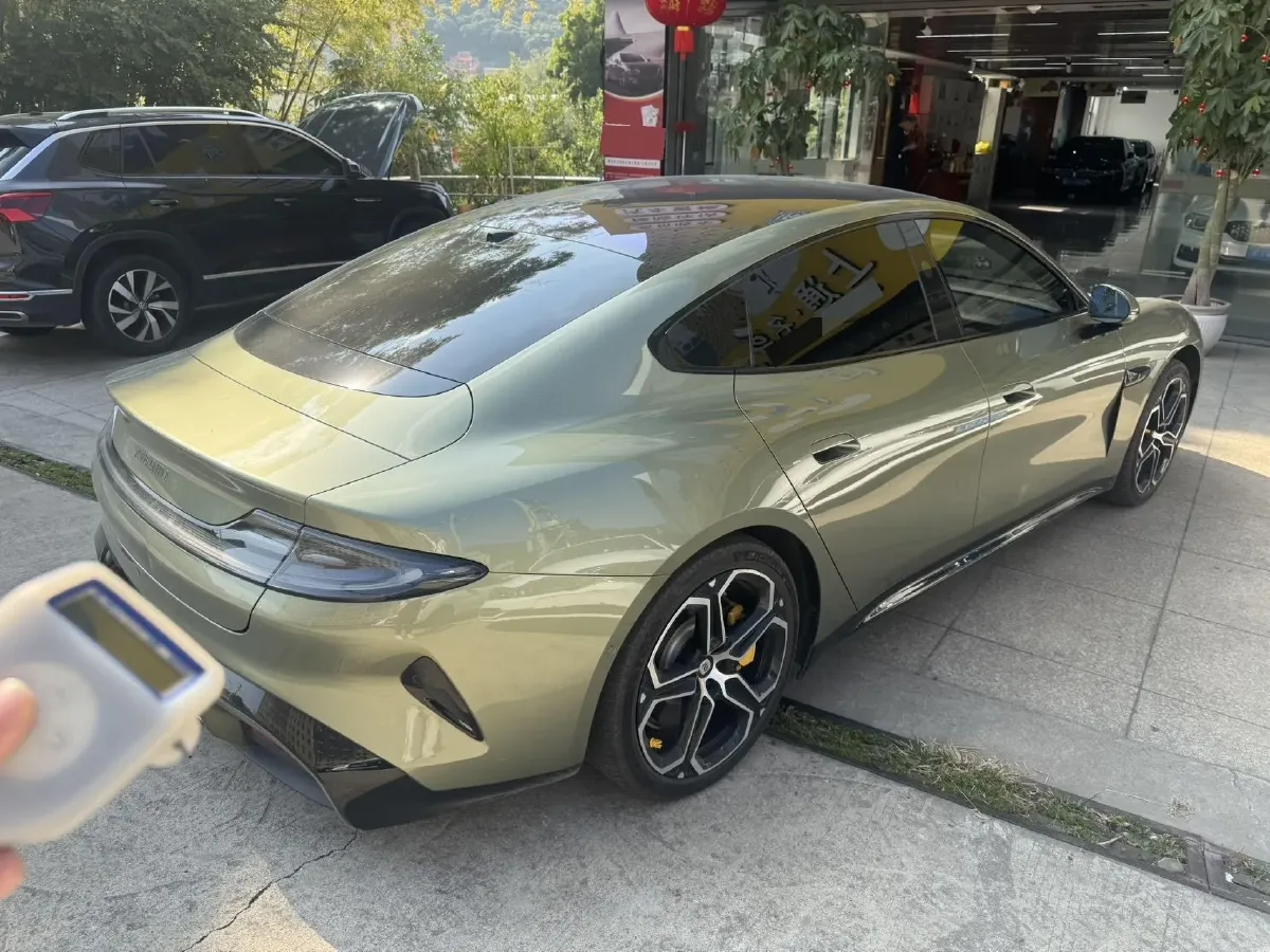 2024 MI SU7 BEV 73.6KWH,autocango,china used car exporter,china ev exporter,chinese used car exporter,chinese used ev exporter