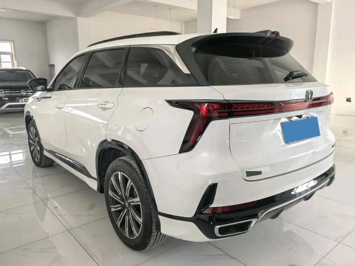 2024 ChangAn CS75 Plus 1.5T 188HP L4 8AT,autocango,china used car exporter,china ev exporter,chinese used car exporter,chinese used ev exporter