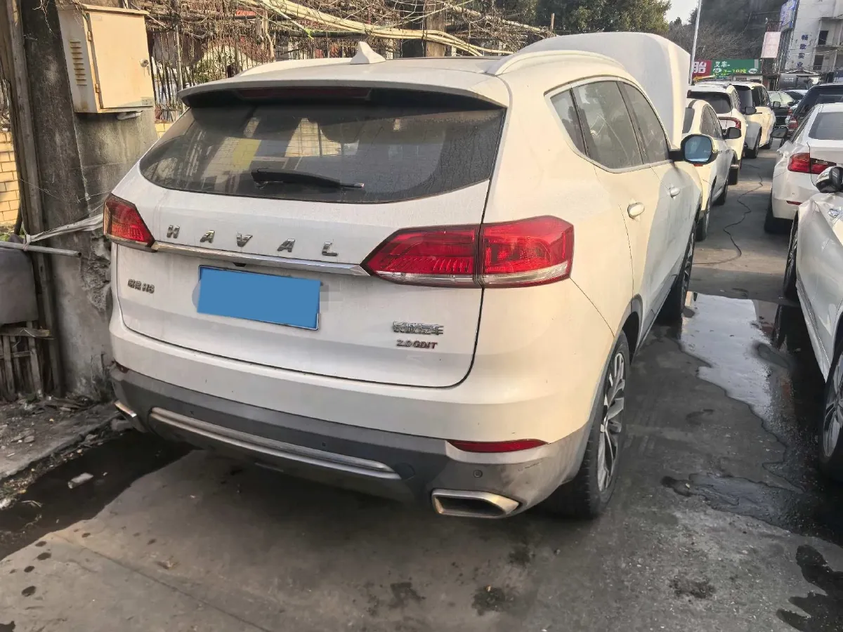 2017 Haval H6 2.0T 197HP L4 7DCT,autocango,china used car exporter,china ev exporter,chinese used car exporter,chinese used ev exporter