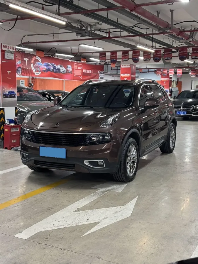 2017 Zotye SR9 2.0T 190HP L4 6DCT,autocango,china used car exporter,china ev exporter,chinese used car exporter,chinese used ev exporter