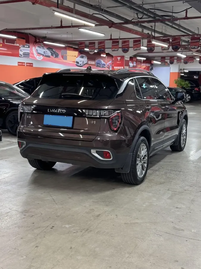 2017 Zotye SR9 2.0T 190HP L4 6DCT,autocango,china used car exporter,china ev exporter,chinese used car exporter,chinese used ev exporter