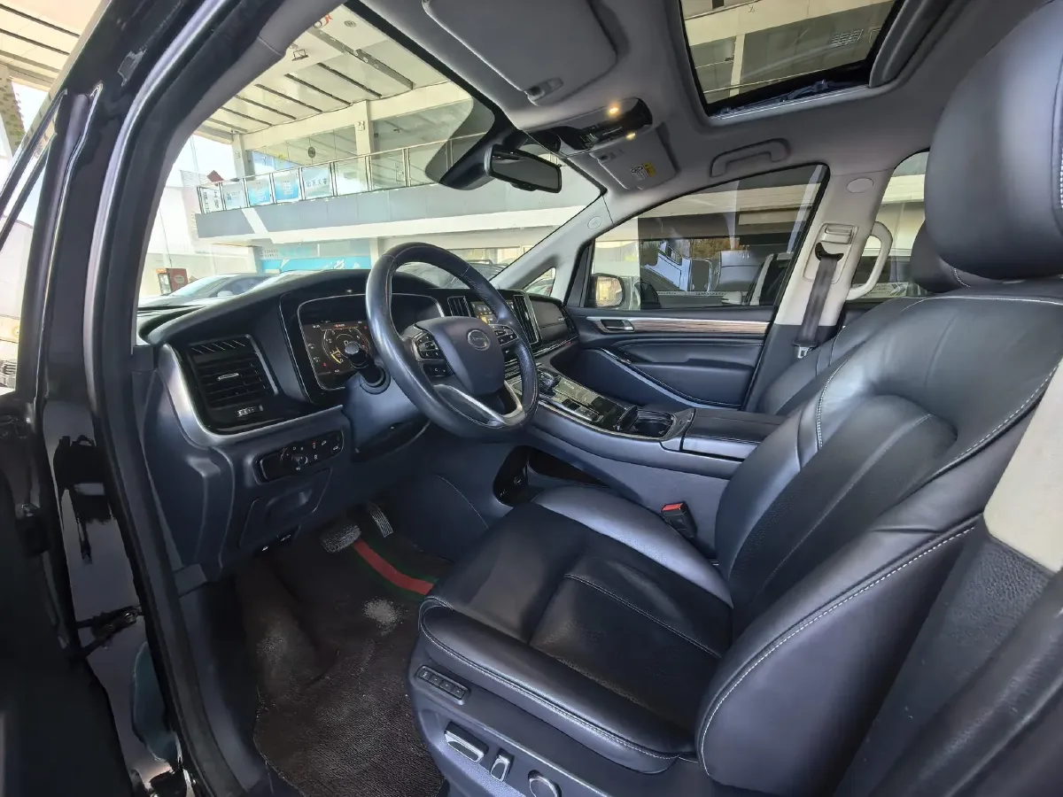 2021 GAC Trumpchi M8 2.0T 252HP L4 8AT,autocango,china used car exporter,china ev exporter,chinese used car exporter,chinese used ev exporter