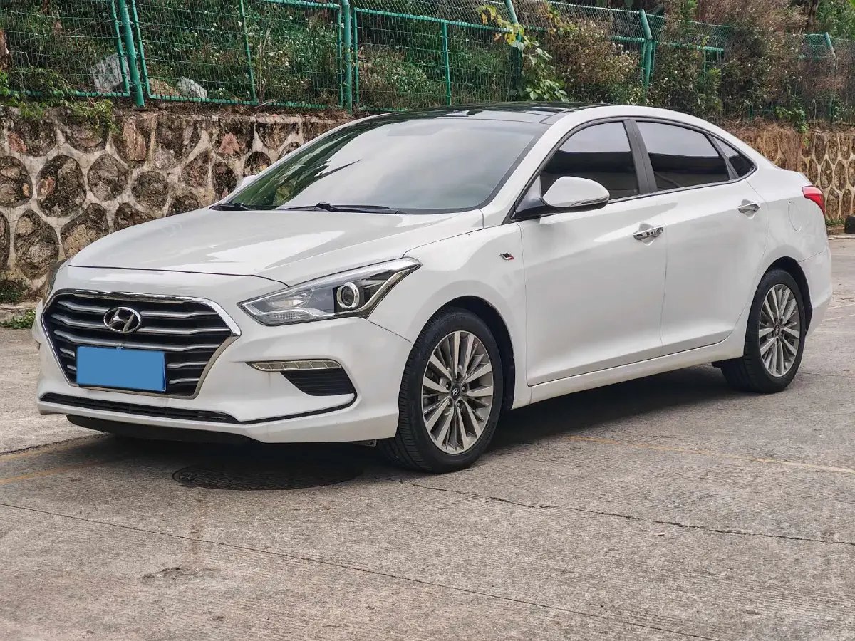 2019 Hyundai Mistra 1.8L 143HP L4 6AT