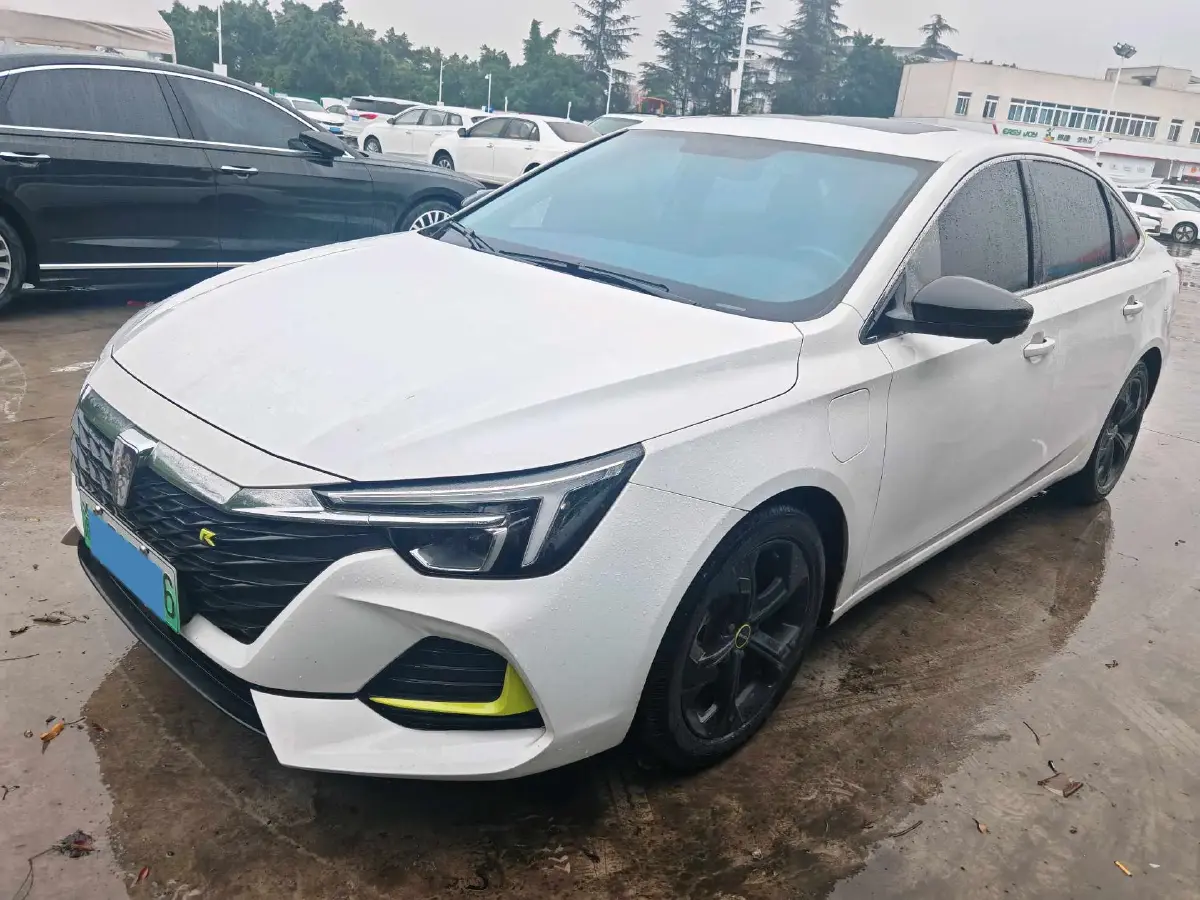 2020 Roewe i6 MAX 1.5T 169HP L4 AMT PHEV