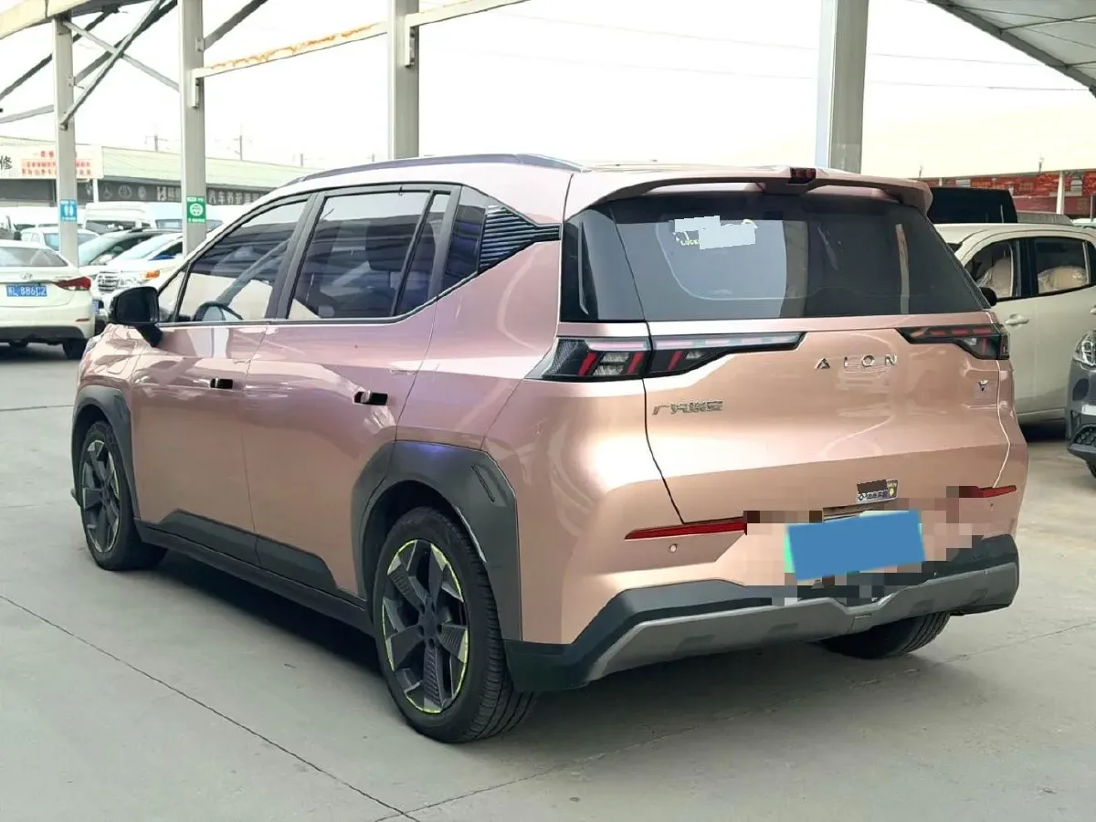 2022 Geely Okavango 1.8T 184HP L4 7DCT,autocango,china used car exporter,china ev exporter,chinese used car exporter,chinese used ev exporter