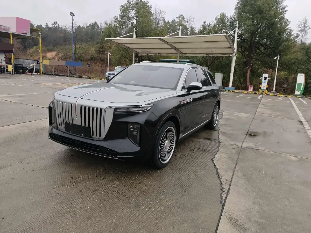 2022 HongQi E-HS9 BEV 120KWH