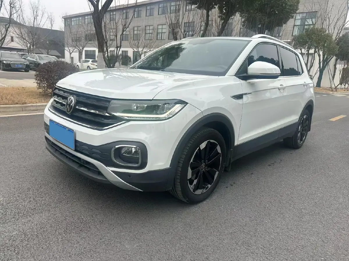 2021 Volkswagen Tacqua 1.5L 113HP L4 6AT