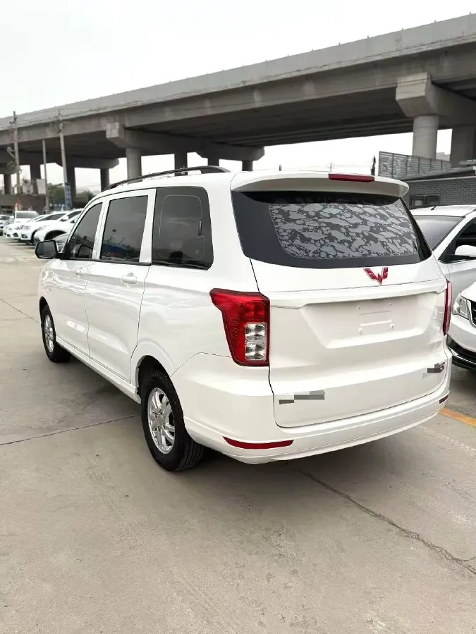 2019 WuLing HongGuang 1.5L 99HP L4 6MT,autocango,china used car exporter,china ev exporter,chinese used car exporter,chinese used ev exporter