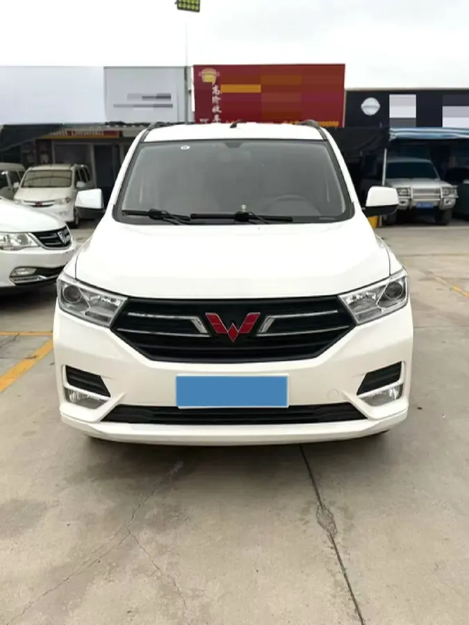 2019 WuLing HongGuang 1.5L 99HP L4 6MT,autocango,china used car exporter,china ev exporter,chinese used car exporter,chinese used ev exporter