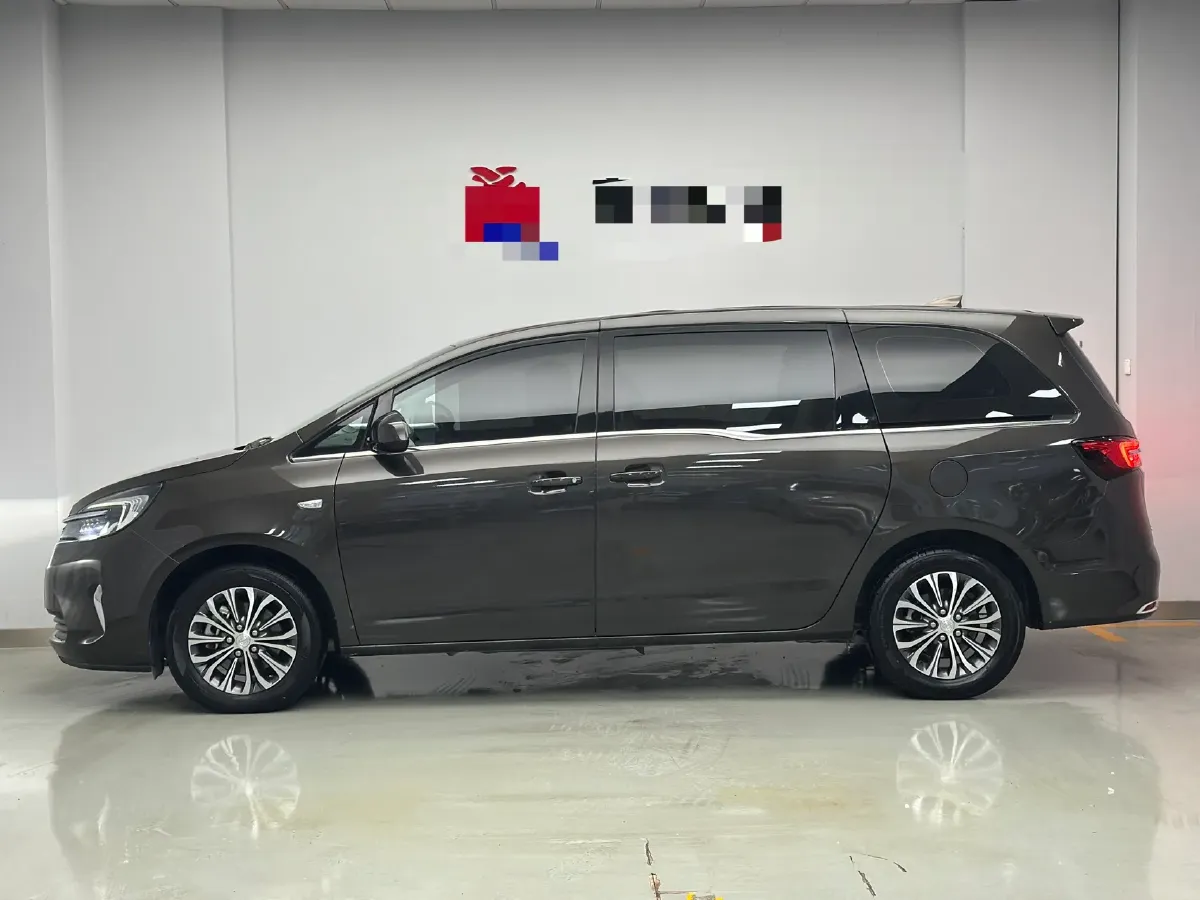 2021 Buick GL8 2.0T 237HP L4 9AT,autocango,china used car exporter,china ev exporter,chinese used car exporter,chinese used ev exporter