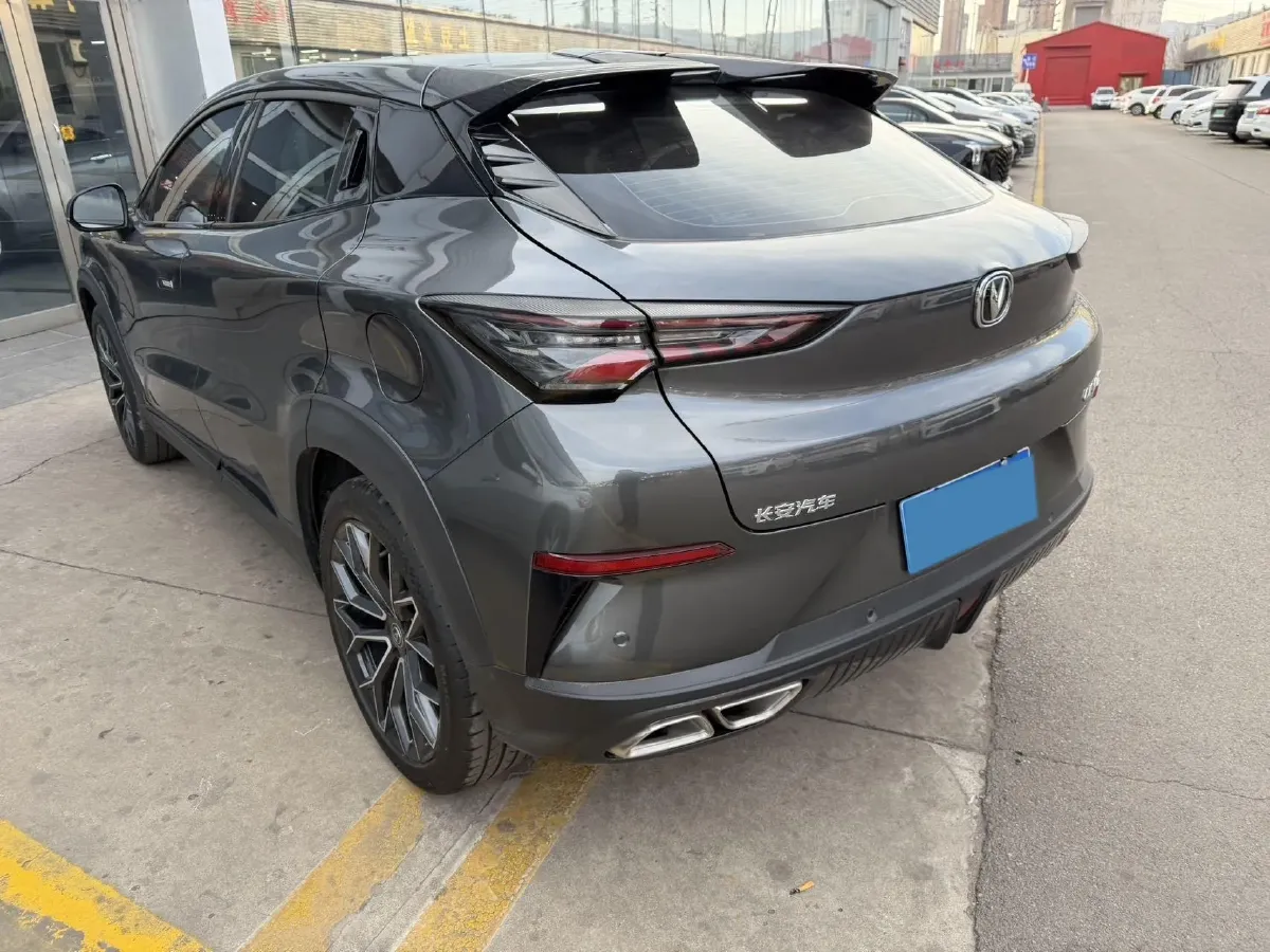 2023 ChangAn UNI-T 1.5T 188HP L4 7DCT,autocango,china used car exporter,china ev exporter,chinese used car exporter,chinese used ev exporter