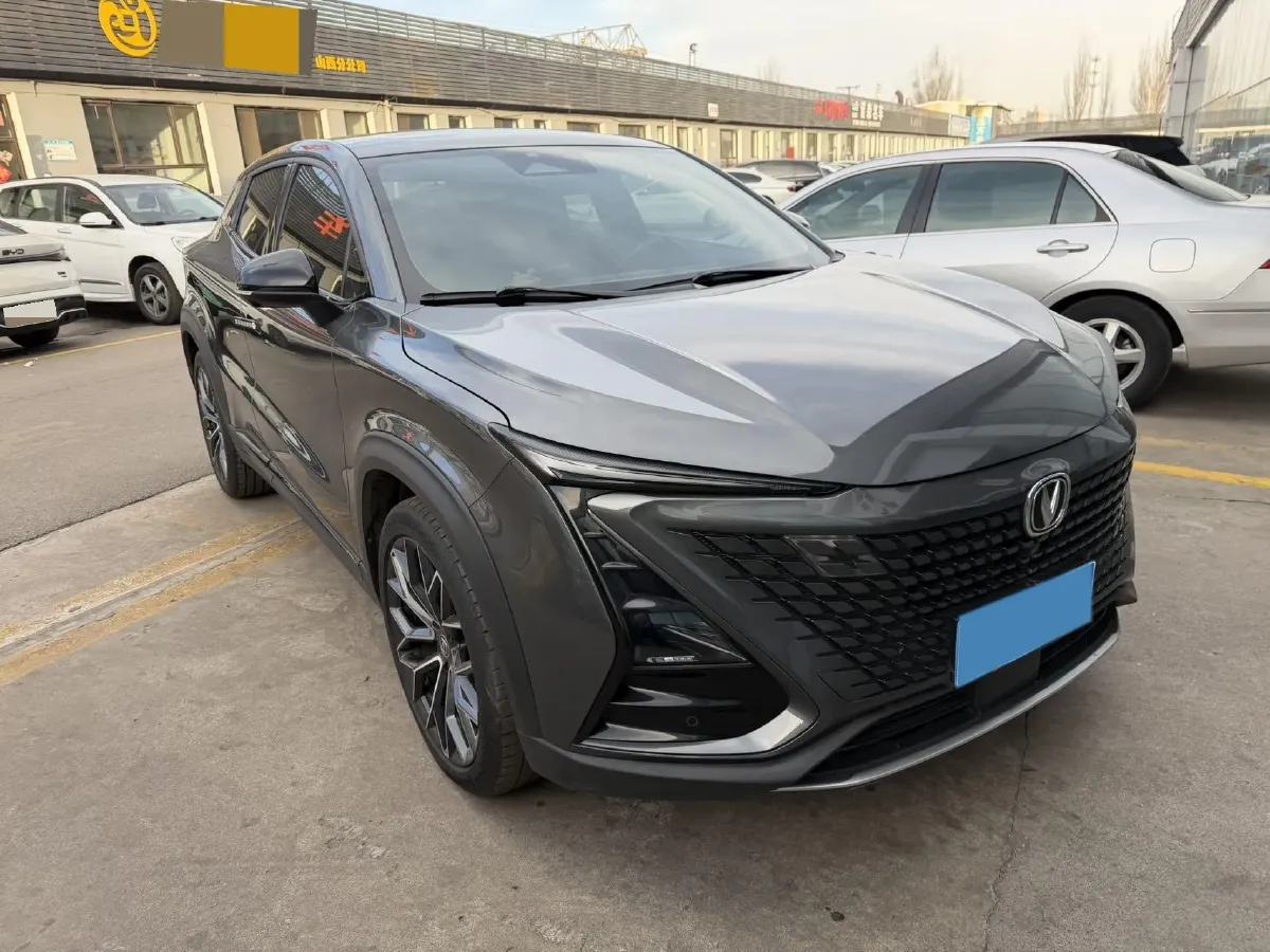2023 ChangAn UNI-T 1.5T 188HP L4 7DCT,autocango,china used car exporter,china ev exporter,chinese used car exporter,chinese used ev exporter