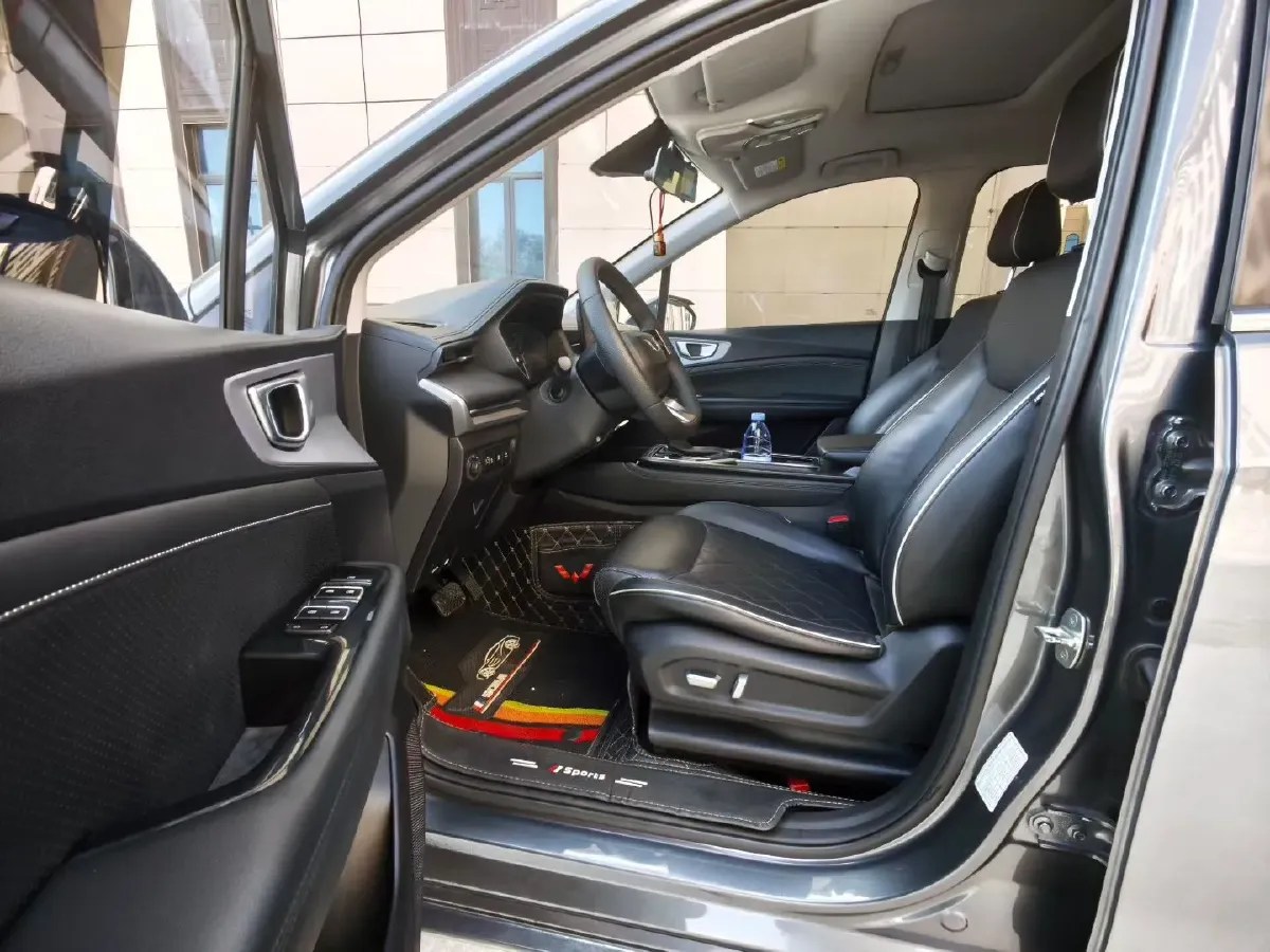 2022 Venucia T60 1.6L 126HP L4 CVT,autocango,china used car exporter,china ev exporter,chinese used car exporter,chinese used ev exporter