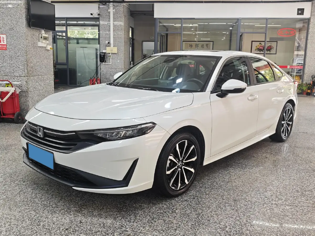 2025 Honda Integra 1.5T 182HP L4 CVT
