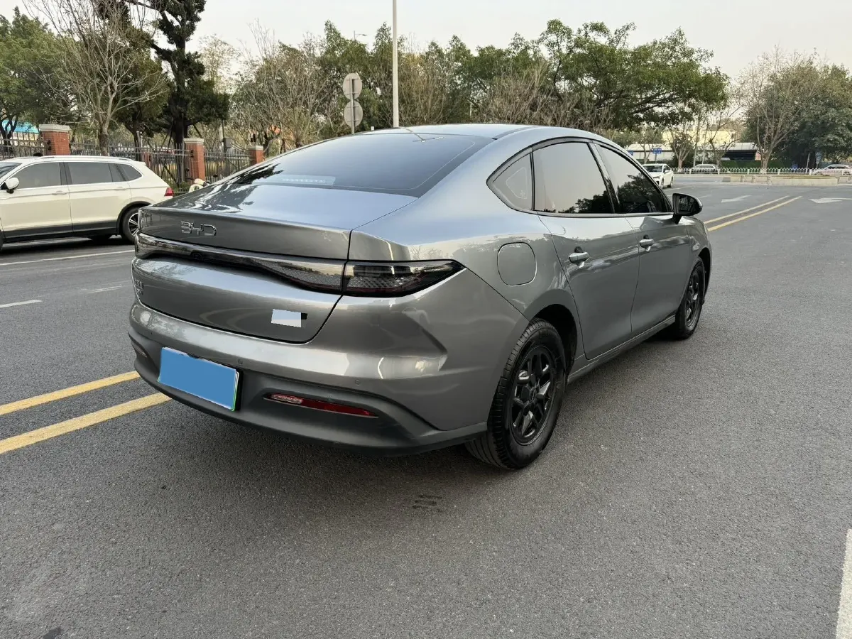 2025 BYD Seal05 DM-i 1.5L 101HP L4 E-CVT PHEV 7.68KWH,autocango,china used car exporter,china ev exporter,chinese used car exporter,chinese used ev exporter
