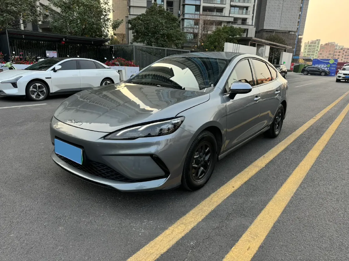 2025 BYD Seal05 DM-i 1.5L 101HP L4 E-CVT PHEV 7.68KWH,autocango,china used car exporter,china ev exporter,chinese used car exporter,chinese used ev exporter