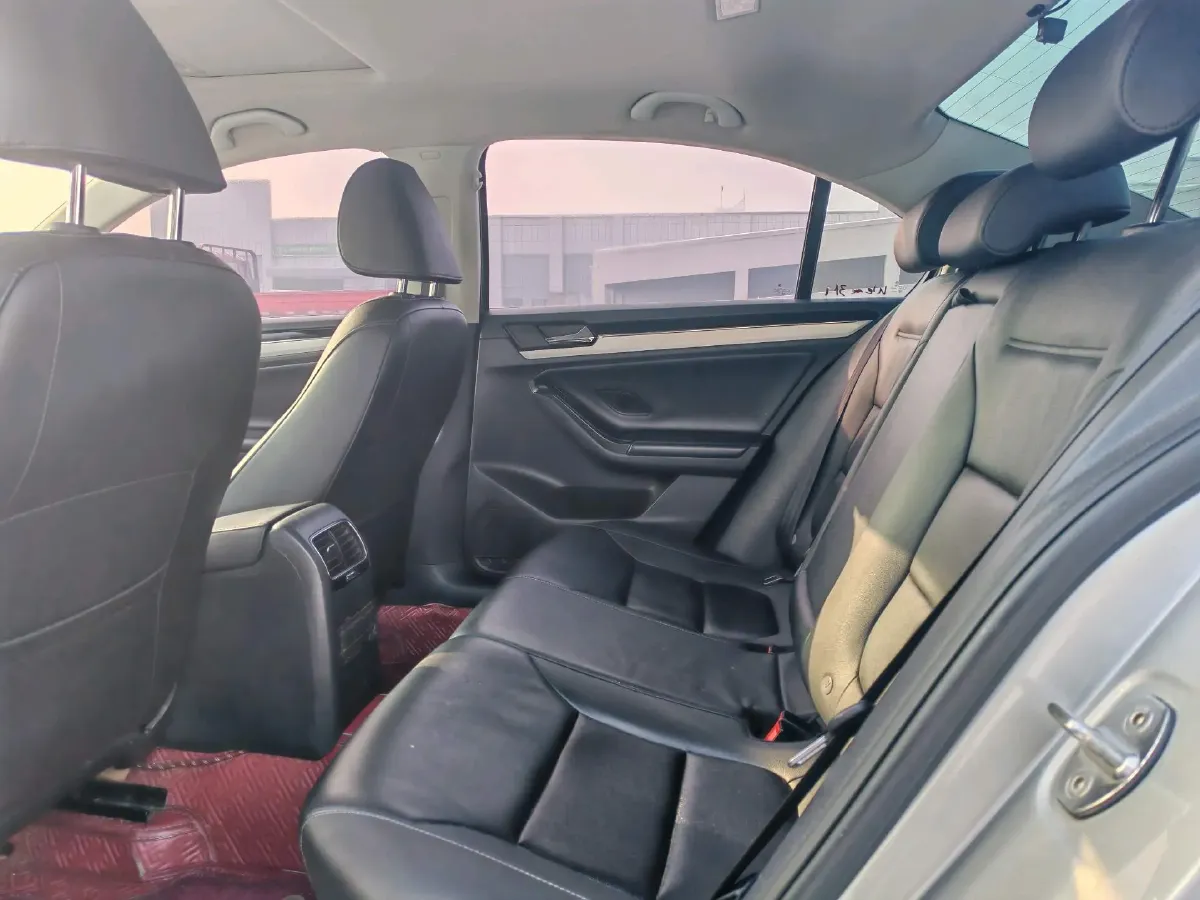 2018 JMC YuSheng S350 2.0T 141HP L4 6AT,autocango,china used car exporter,china ev exporter,chinese used car exporter,chinese used ev exporter